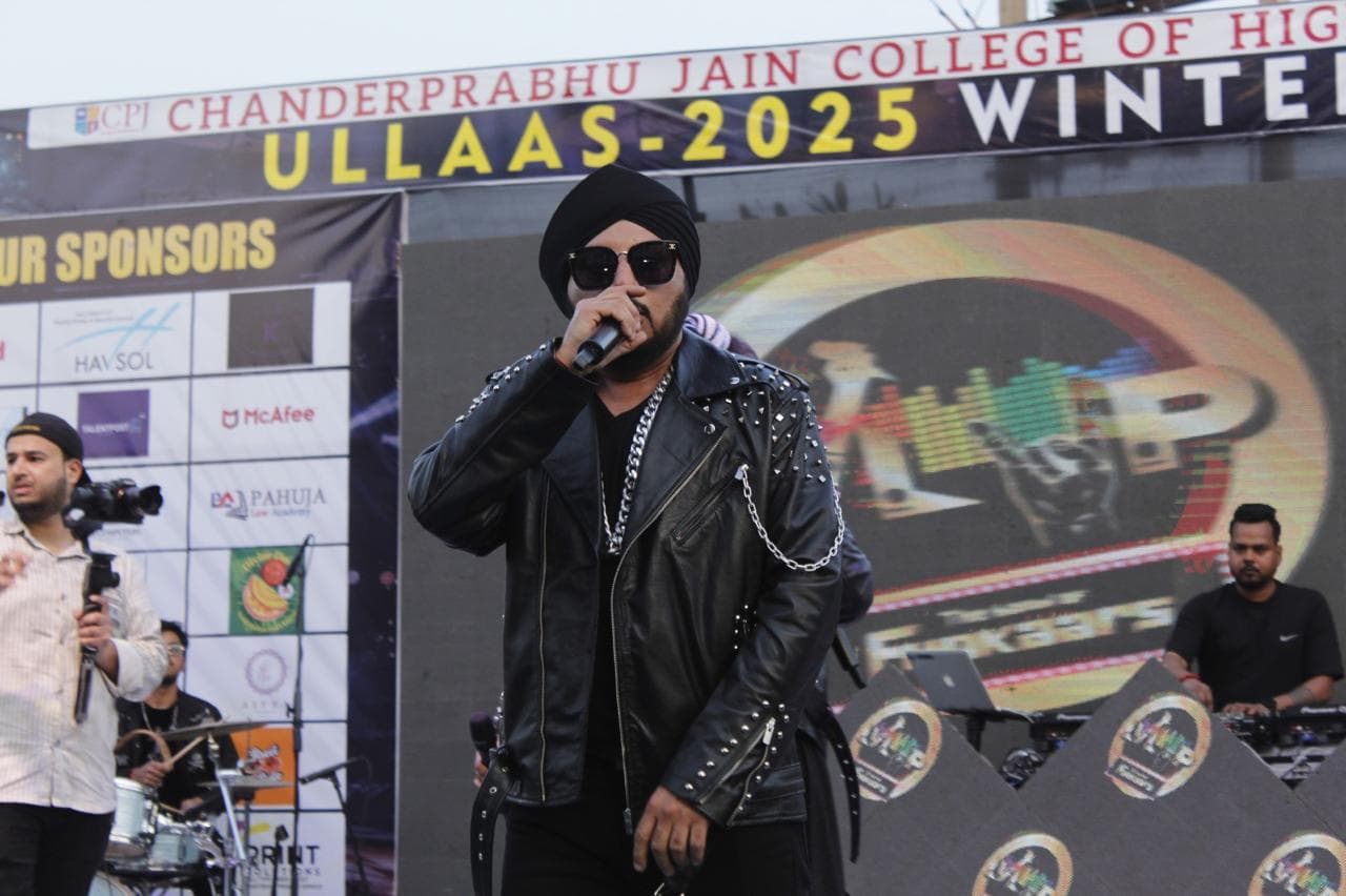 CPJ College Ullaas photo 12